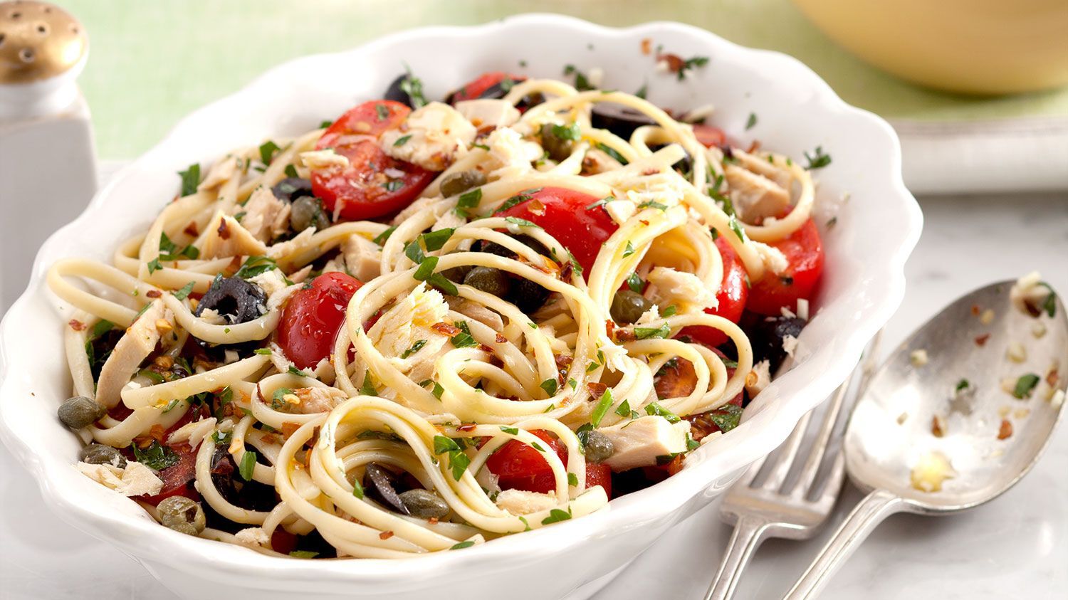 Tuna, Caper & Fresh Tomato Linguine